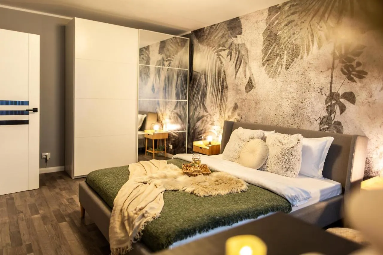Daire Charming Studio With Parking - The Perfect Getaway Bükreş